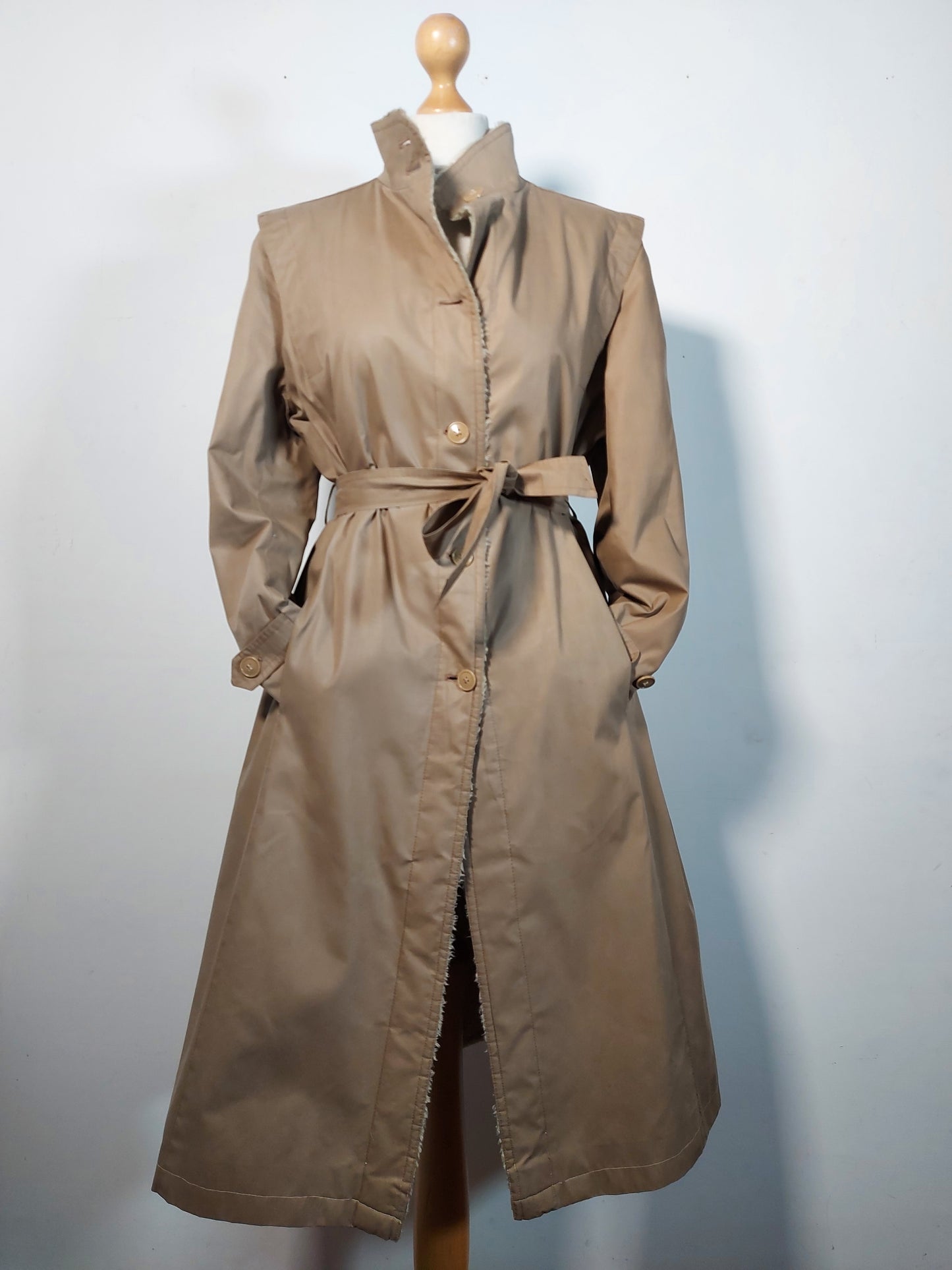 Trench con pelliccia