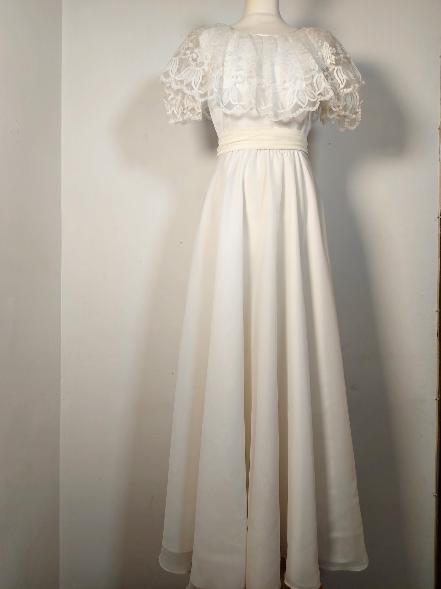 Abito sposa anni '80 bianco