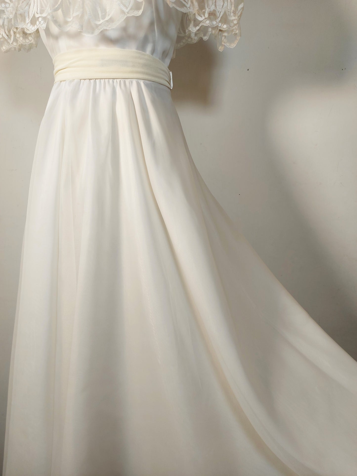 Abito sposa anni '80 bianco